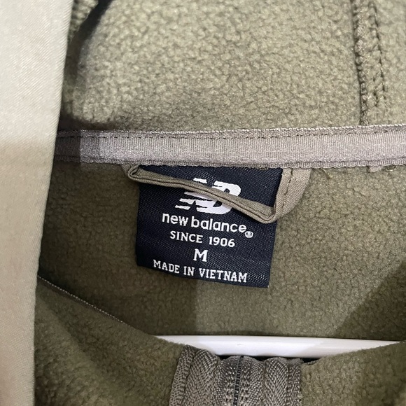 New balance jacket - Picture 4 of 6